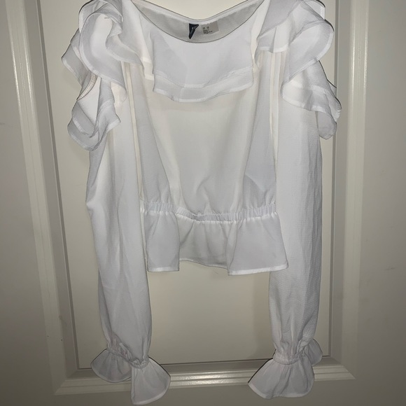 H&M white off the shoulder top (XS) - Picture 4 of 5